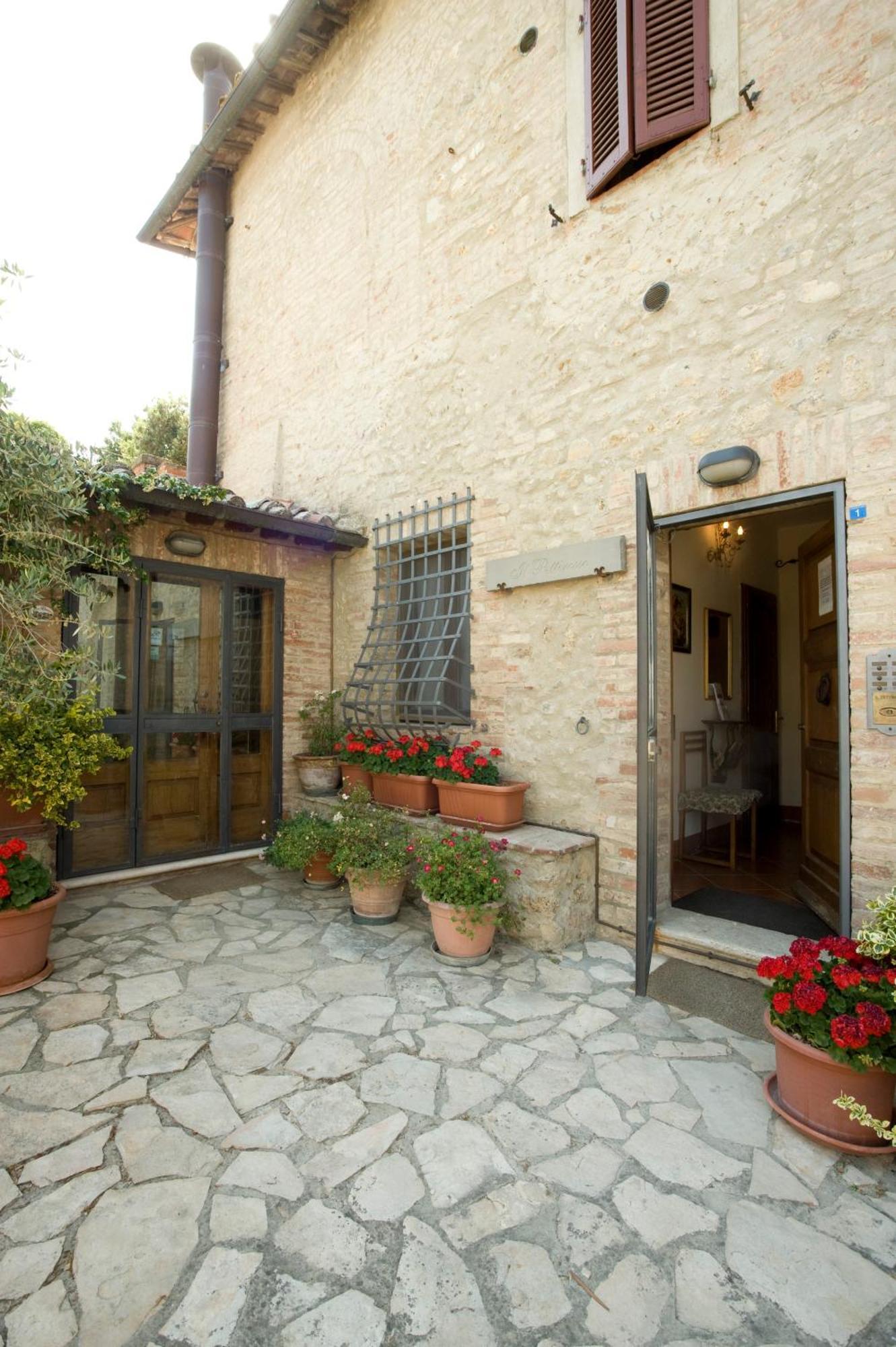 B&B Il Pettirosso Di Сиена Екстериор снимка
